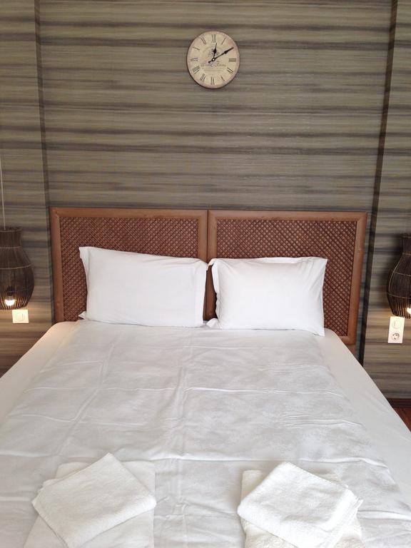 Guest Rooms Maria Luiza Varna Exterior foto