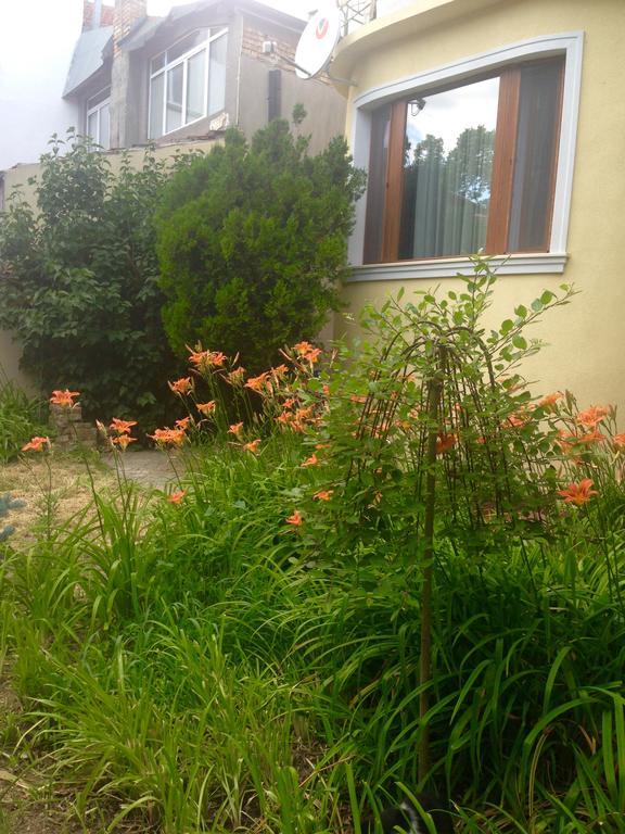 Guest Rooms Maria Luiza Varna Exterior foto